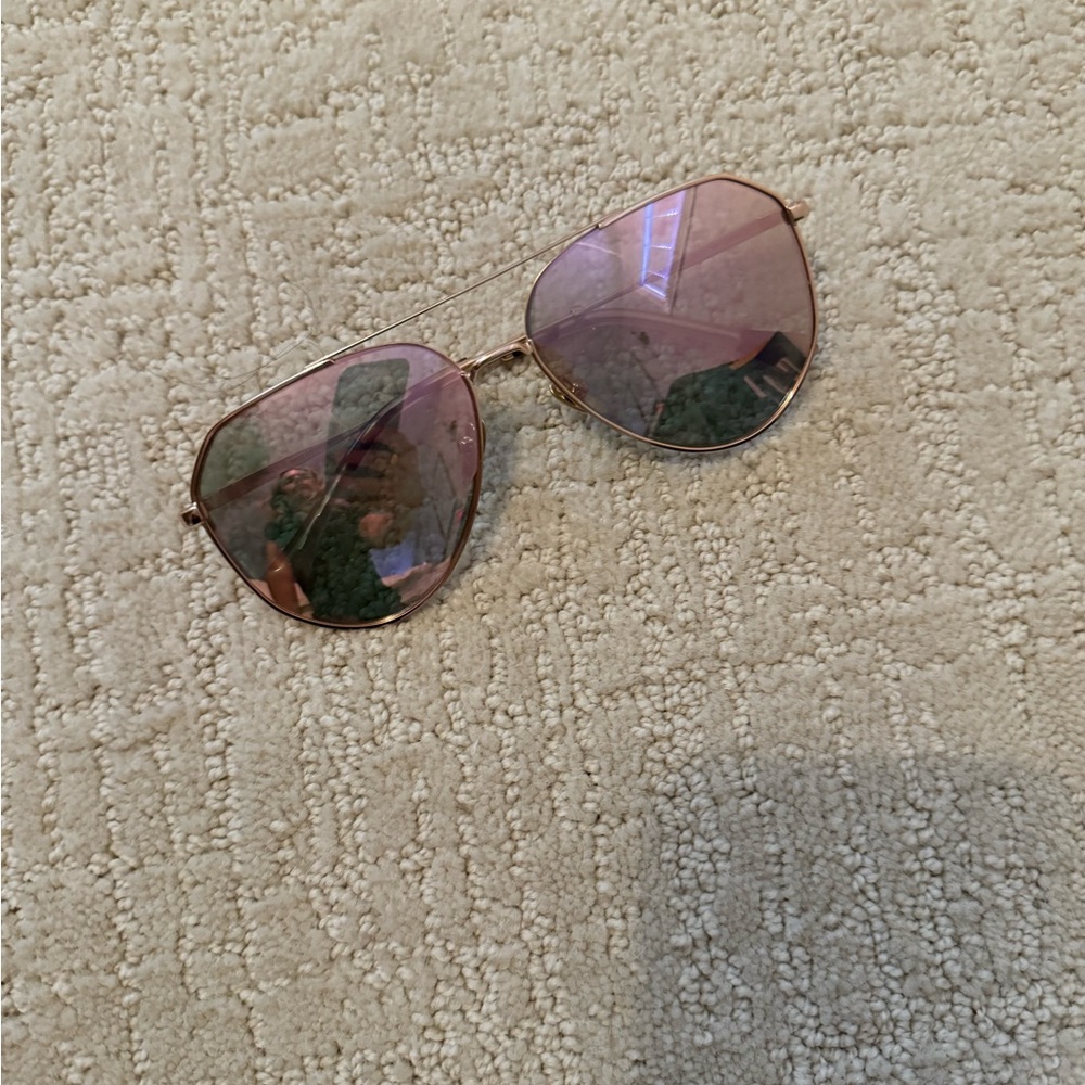 Diff Pink Mirrored Aviator Sunglasses